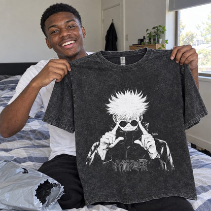 Jujutsu Kaisen Gojo Washed Tee - 06 h01 holding